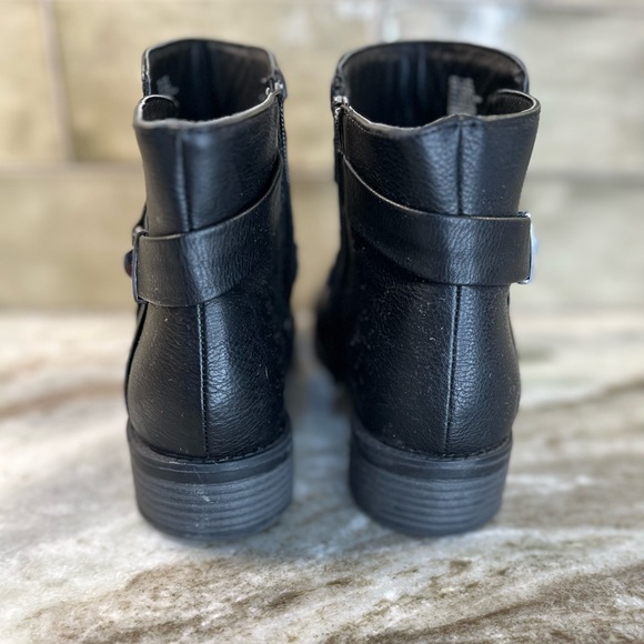 Croft & Barrow Ortholite black booties - Picture 3 of 7